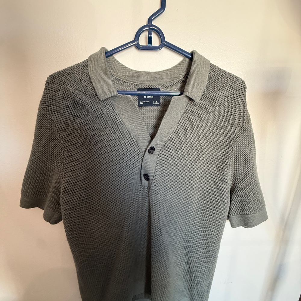 Abercrombie & Fitch Gray Knit Polo